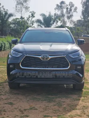 Toyota Highlander Limited 2022 Black
