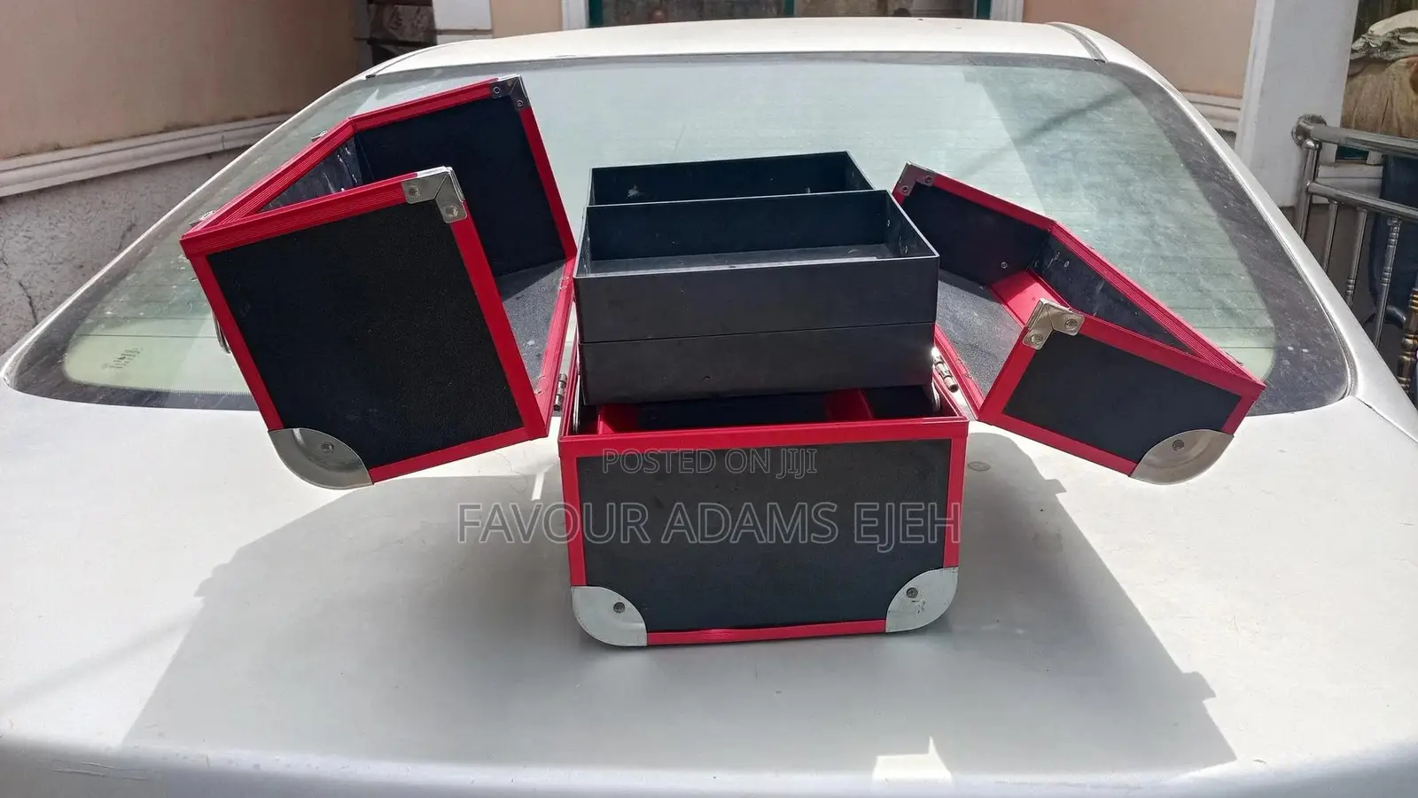 Makeup Box