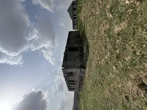 4bdrm Bungalow in Life Camp for sale