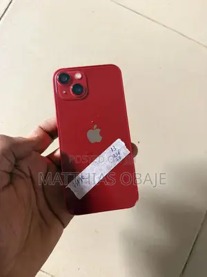 Apple iPhone 13 256 GB Red