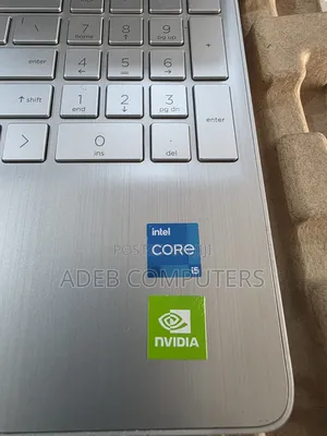 Laptop HP 15 8GB Intel Core i5 HDD+SSD 512GB