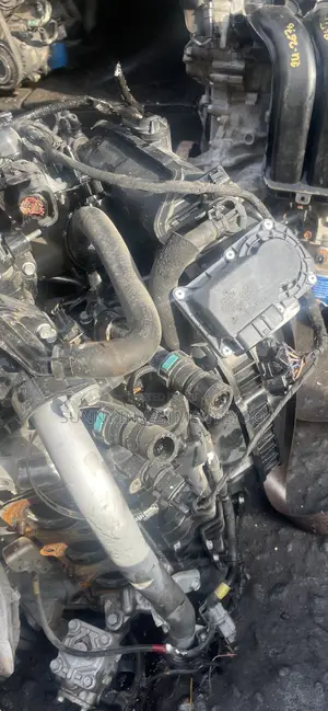 Hyundia Genesis Engine 2012