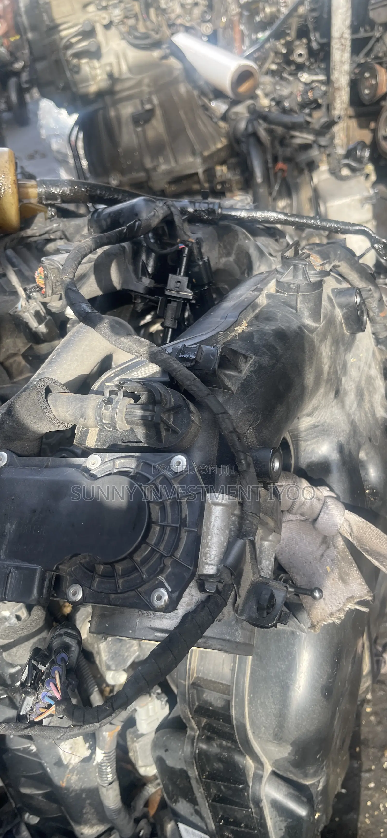 Hyundia Genesis Engine 2012