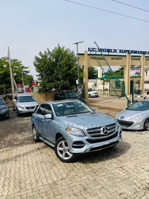 Mercedes-Benz GLE-Class GLE 350 2017 Blue