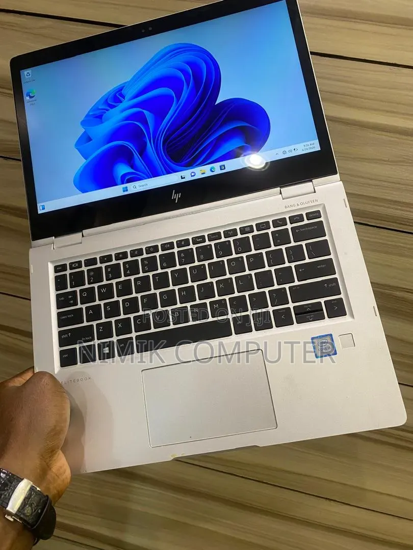 Laptop HP EliteBook x360 1030 G2 8GB Intel Core i5 SSD 256GB