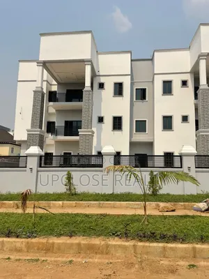 3bdrm Block of Flats in Guzape for sale