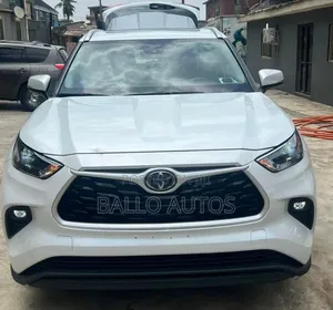 Toyota Highlander Platinum 2022 White