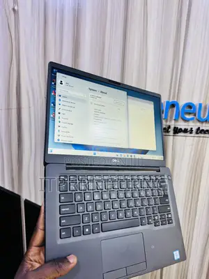 Laptop Dell Latitude 7400 8GB Intel Core i7 SSD 256GB