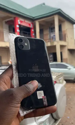 Apple iPhone 11 64 GB Black