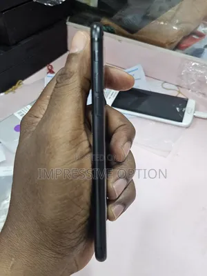 Apple iPhone 7 32 GB Black