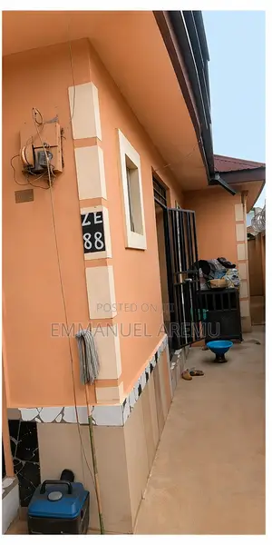 3bdrm Block of Flats in Kubwa for sale