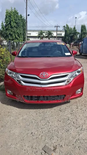 Toyota Venza LE 2012 Red