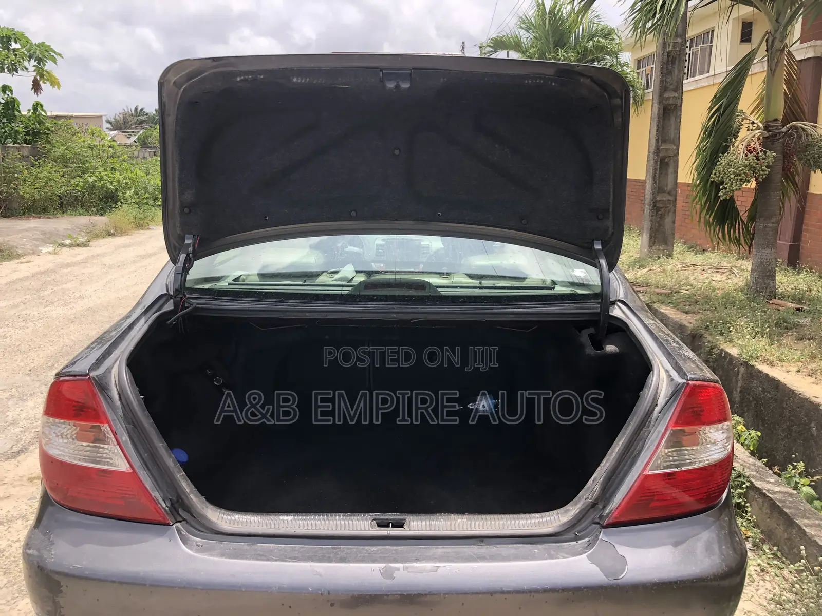 Toyota Camry 2004 Gray