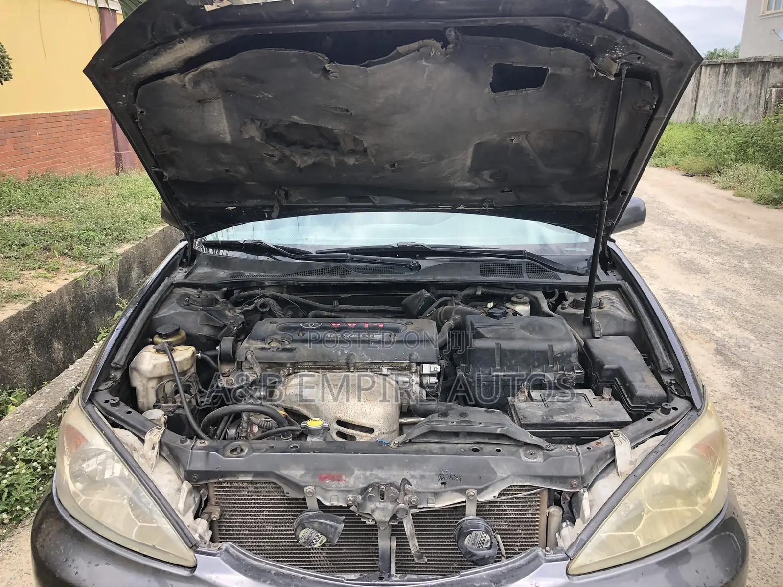 Toyota Camry 2004 Gray