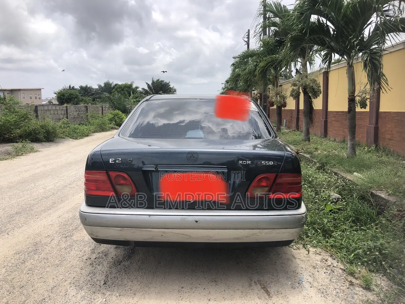 Mercedes-Benz E200 2004 Green