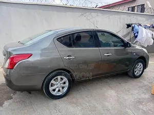 Nissan Almera 2015 Gray