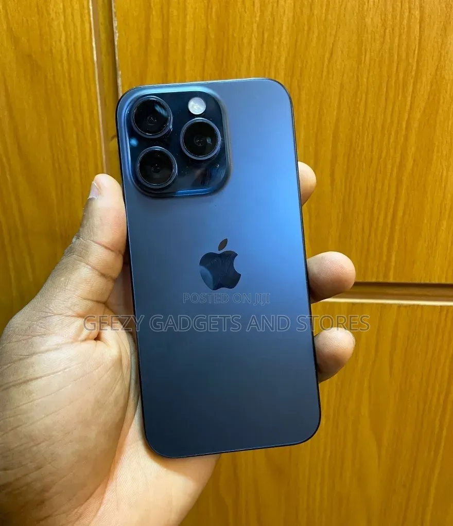 Apple iPhone 15 Pro 256 GB Blue