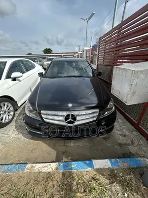 Mercedes-Benz C300 2014 Black
