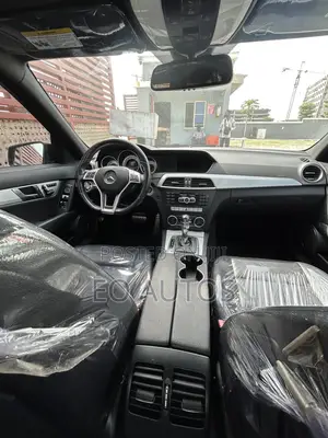 Mercedes-Benz C300 2014 Black