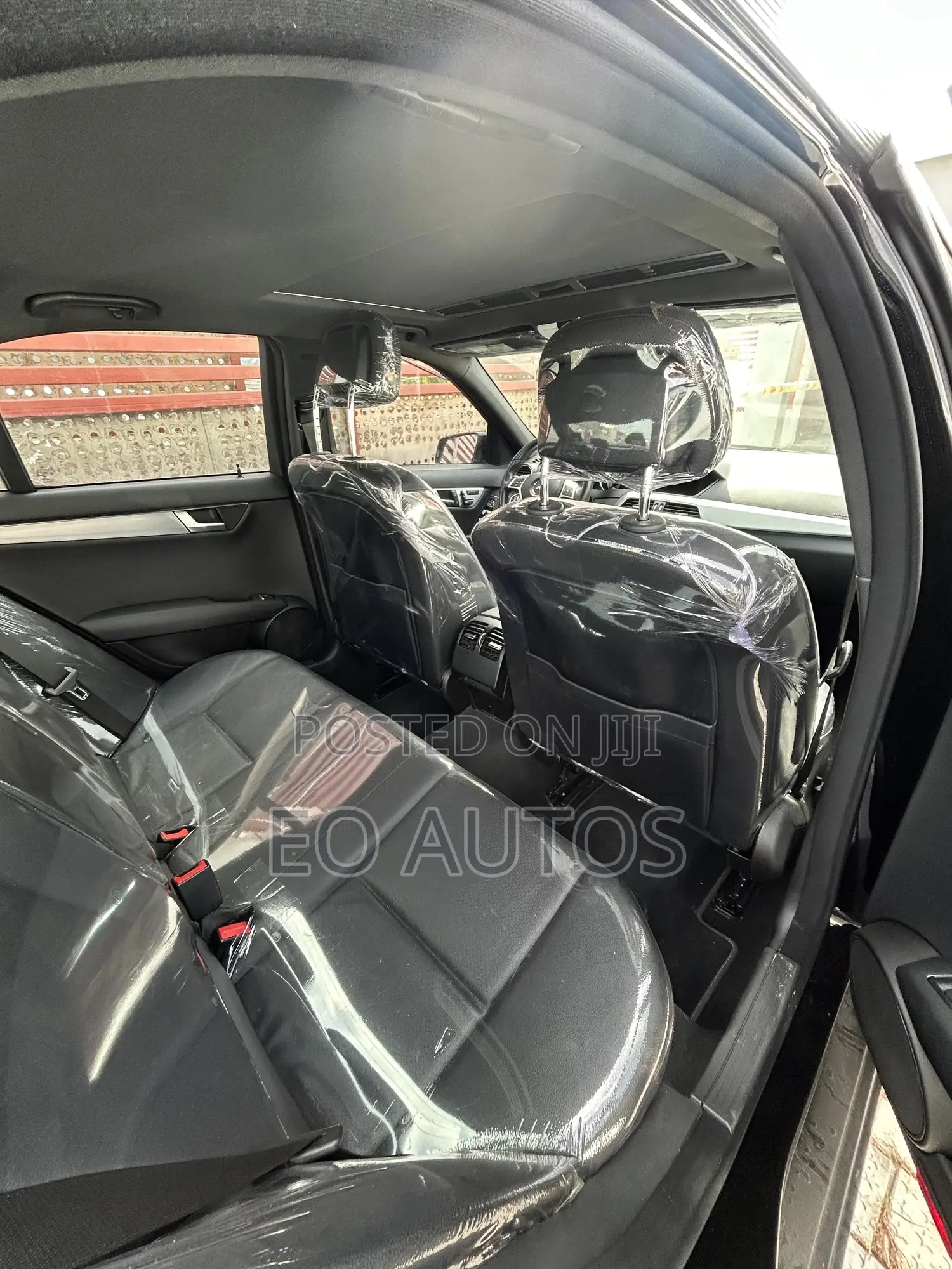 Mercedes-Benz C300 2014 Black