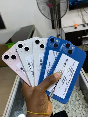Apple iPhone 13 128 GB