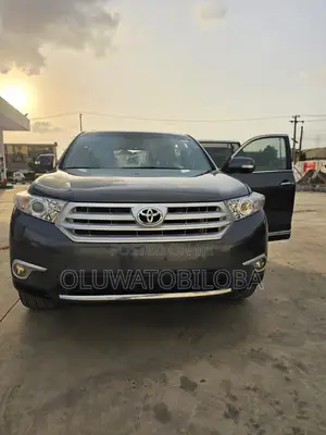 Toyota Highlander Limited 2009 Gray