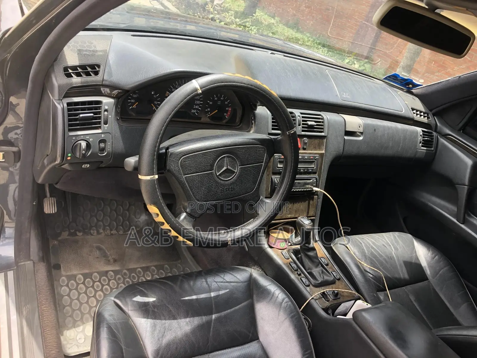 Mercedes-Benz E200 2004 Green