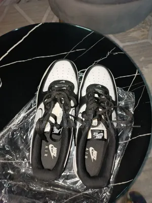 Selling Shoe