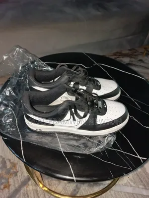 Selling Shoe