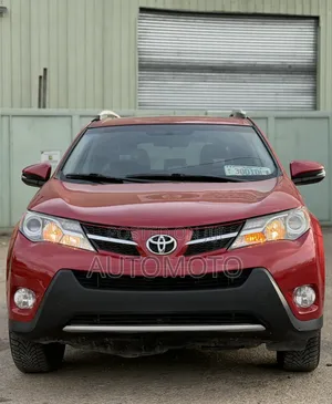 Toyota RAV4 XLE 4dr SUV (2.5L 4cyl 6A) 2014 Red