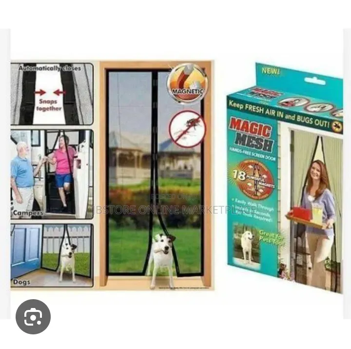 Magic Mesh Hands-Free Screen Door