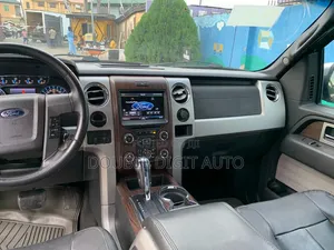 Ford F-150 Lariat 4dr SuperCab 6.5 ft. SB (5.0L 8cyl 6A) 2014 Silver