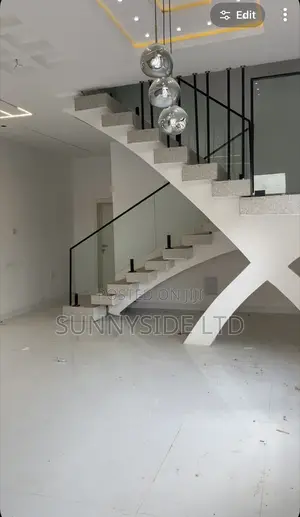 5bdrm Duplex in Bodija for sale