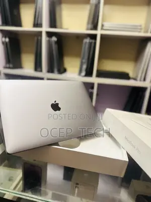 Laptop Apple MacBook Pro 2020 8GB Intel Core i5 SSD 256GB