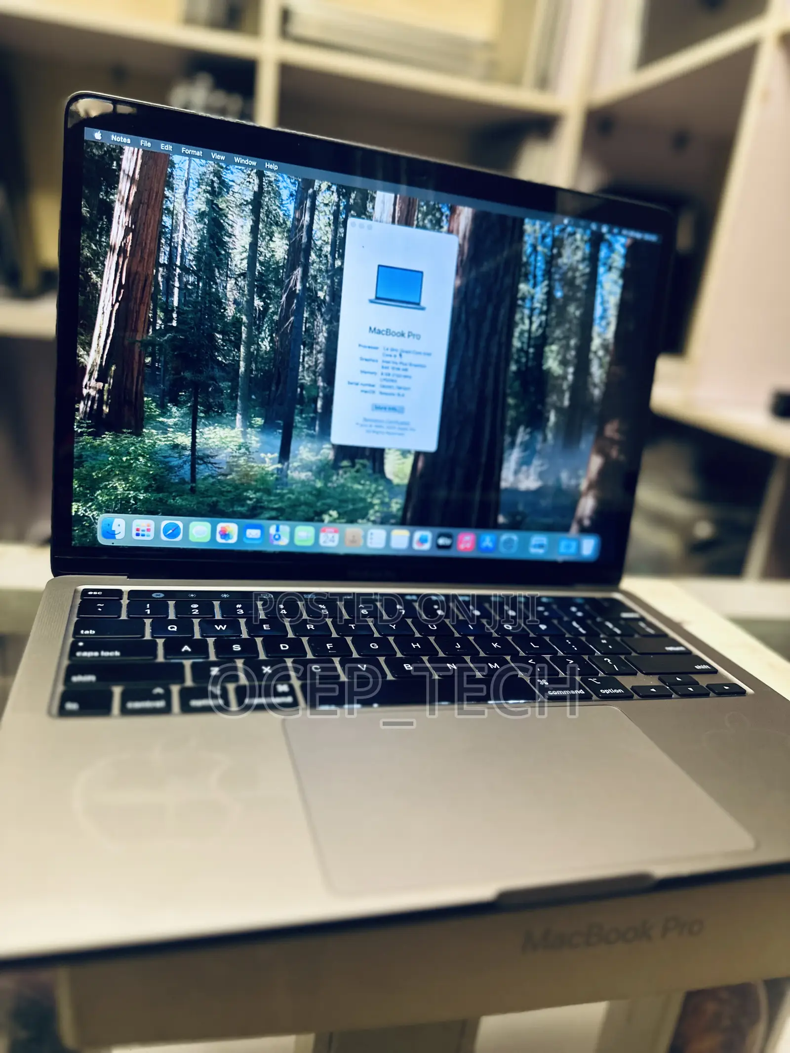 Laptop Apple MacBook Pro 2020 8GB Intel Core i5 SSD 256GB
