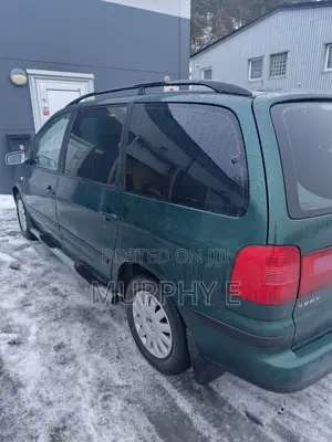 Volkswagen Transporter 2002 Green