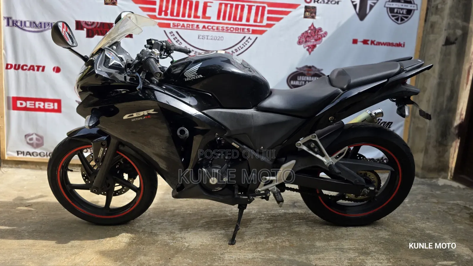 Honda CBR 2012 Black