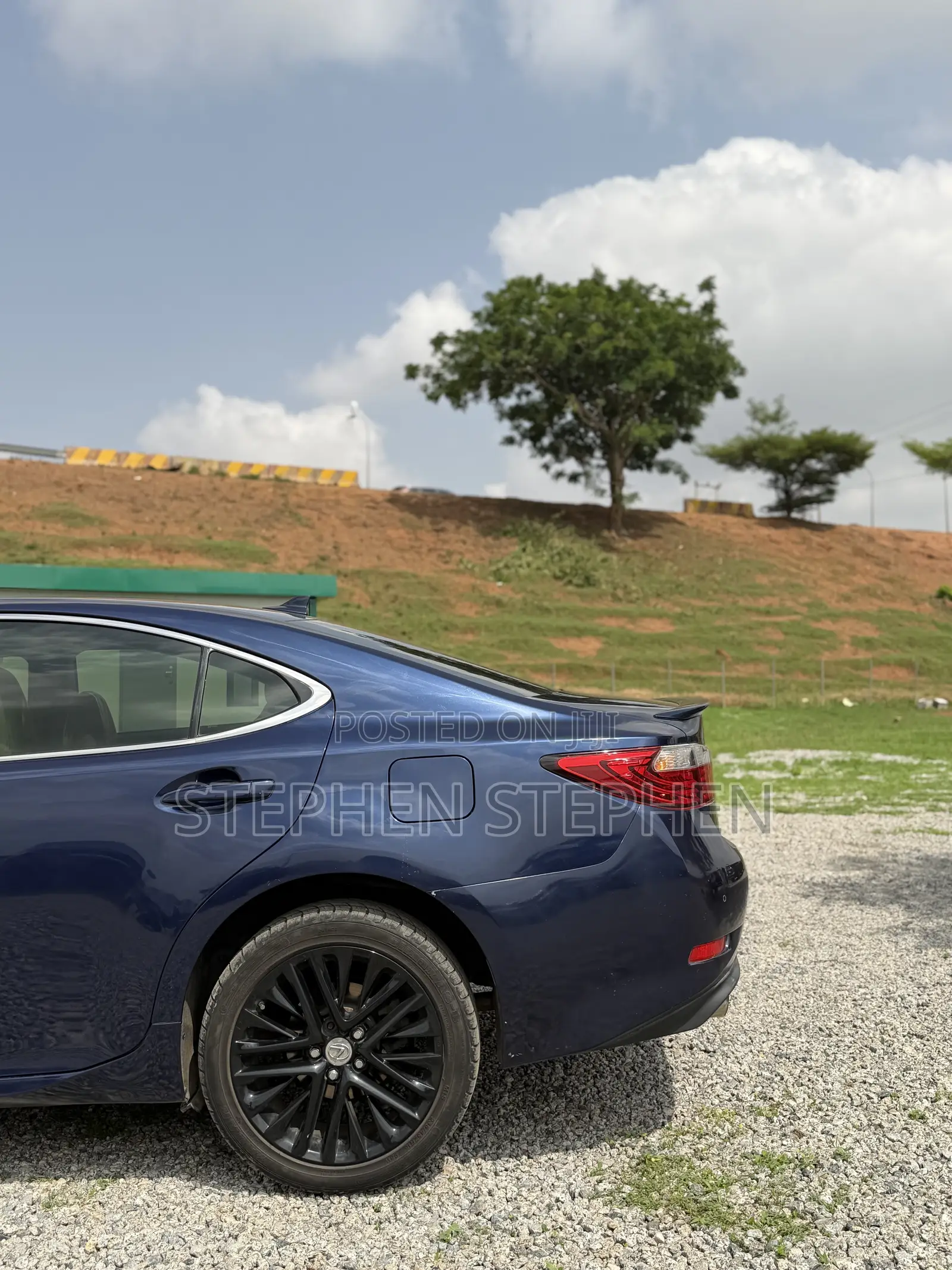 Lexus ES 2013 Blue