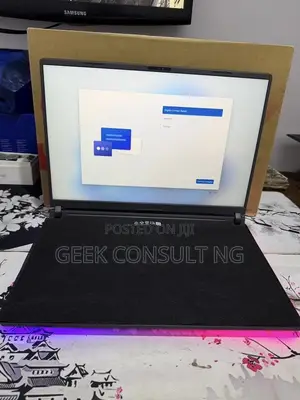 New Laptop Asus ROG Strix G17 32GB Intel Core Ultra 9 SSD 1T