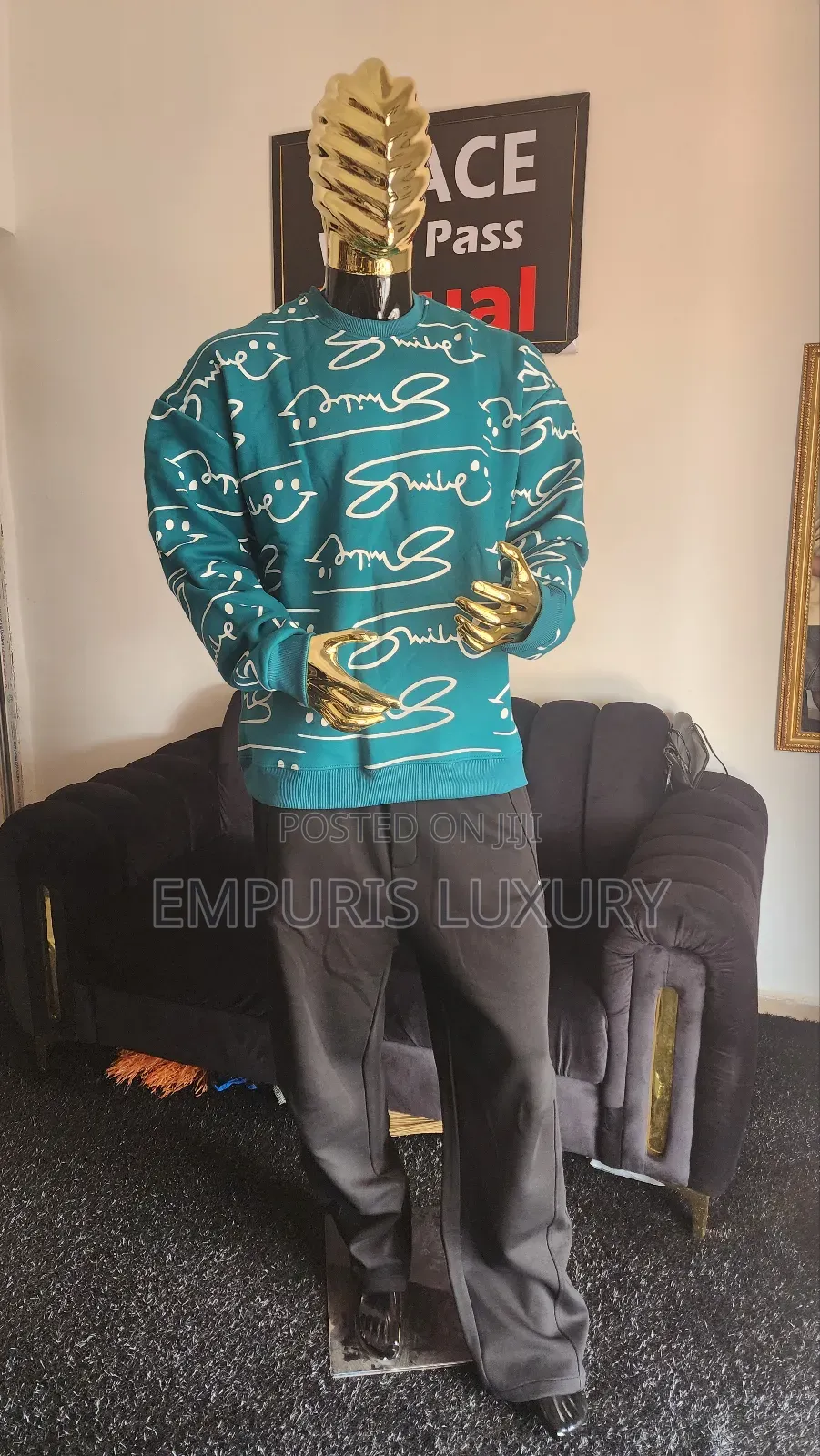 Emerald Chill Statement Fit