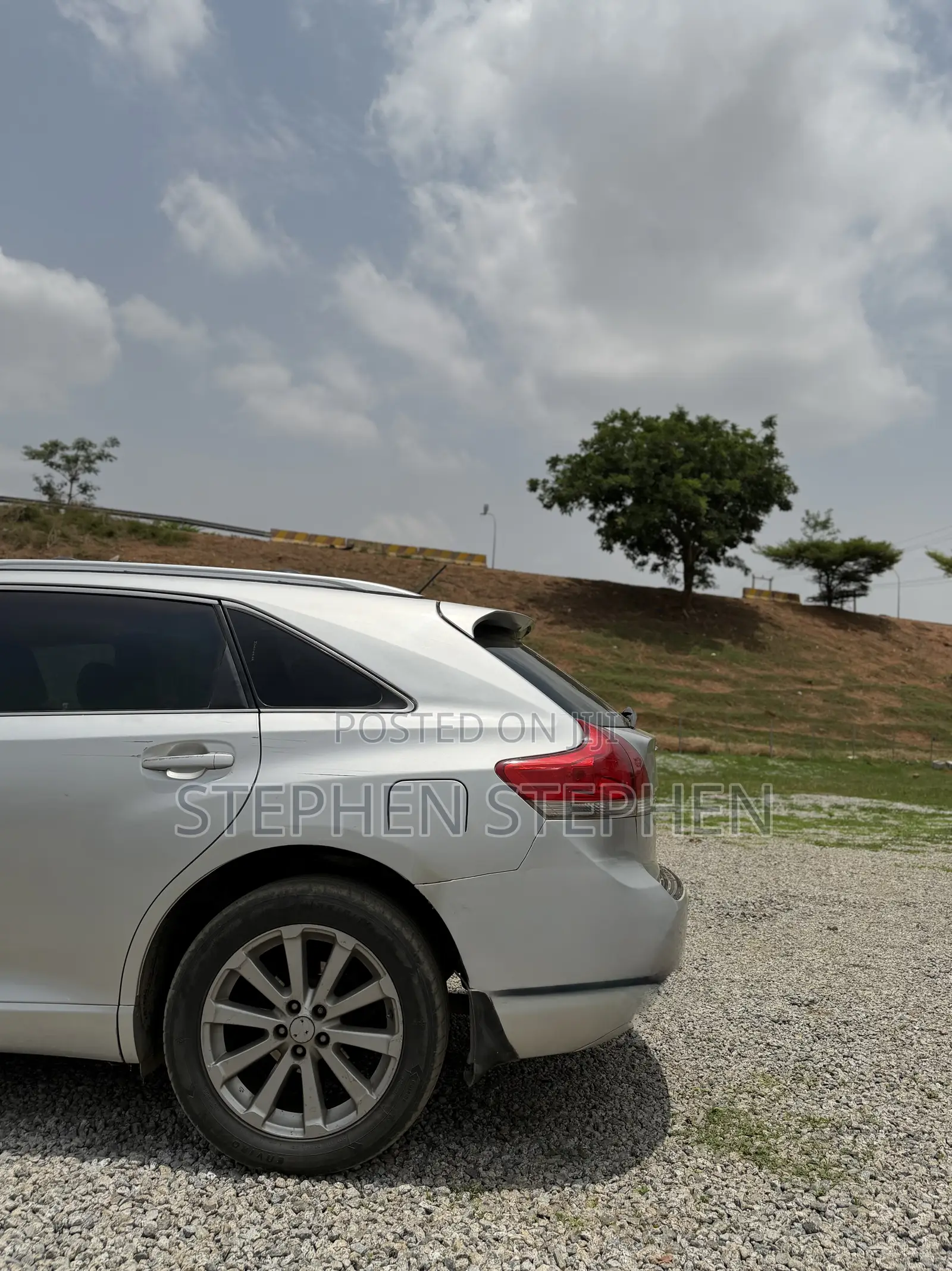 Toyota Venza 2010 Silver
