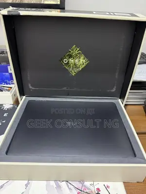 Laptop HP Omen Max 16 32GB AMD Ryzen 9 SSD 1T