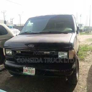 Ford Econoline 1998 Black