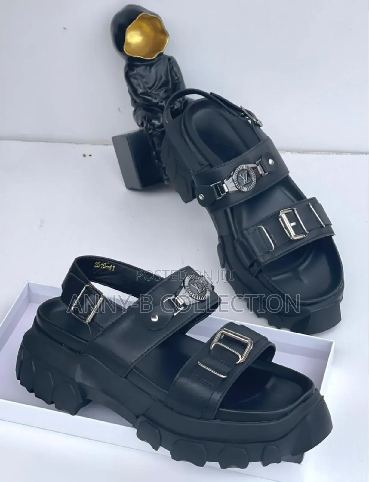 Quality Black Louis Vuitton Sandals