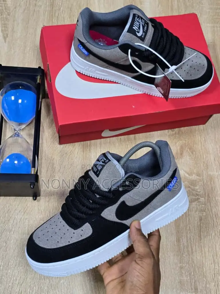 Smart Nike Sneakers – Casual Footwear Size 41–46