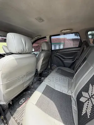 Toyota Matrix 2005 Gray