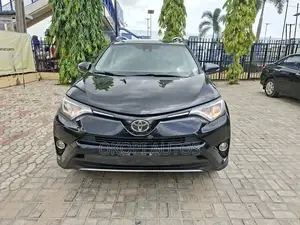 Toyota RAV4 2017 Black