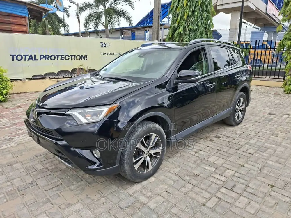 Toyota RAV4 2017 Black