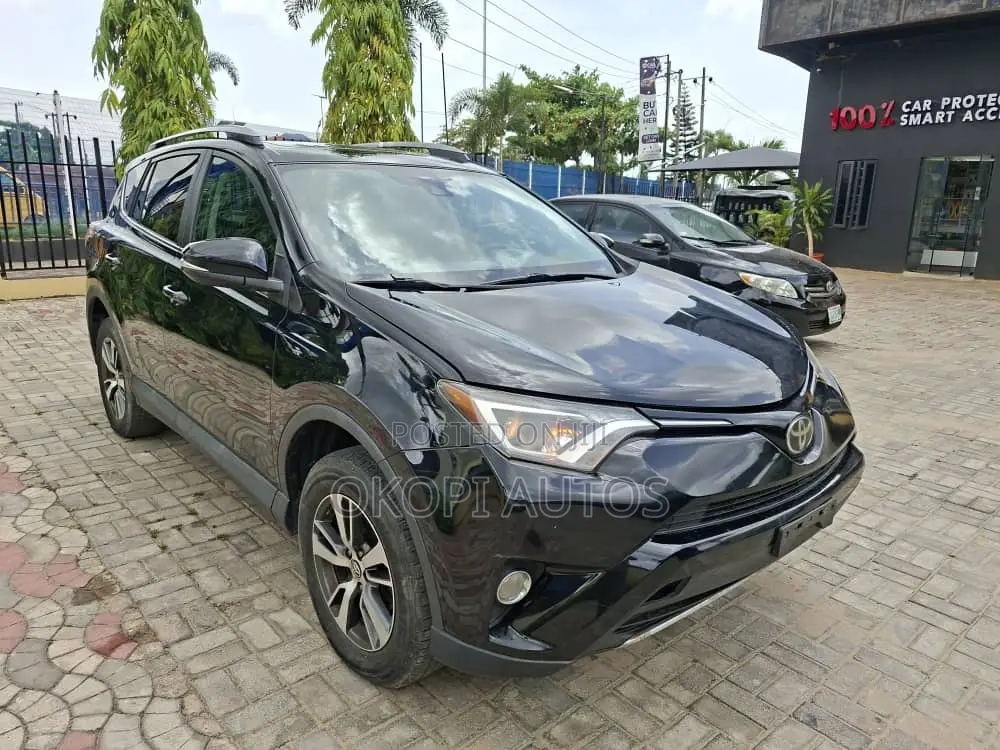 Toyota RAV4 2017 Black