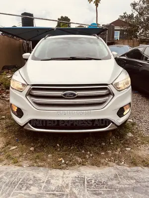 Ford Escape SE FWD 2019 White